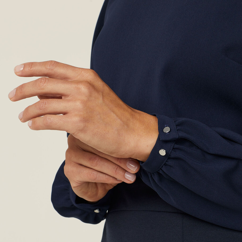 HEAVY STRETCH GEORGETTE LONG SLEEVE BLOUSE