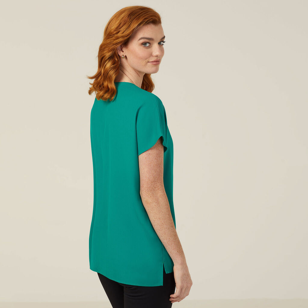 FRENCH GEORGETTE SHORT SLEEVE V-NECK TOP
