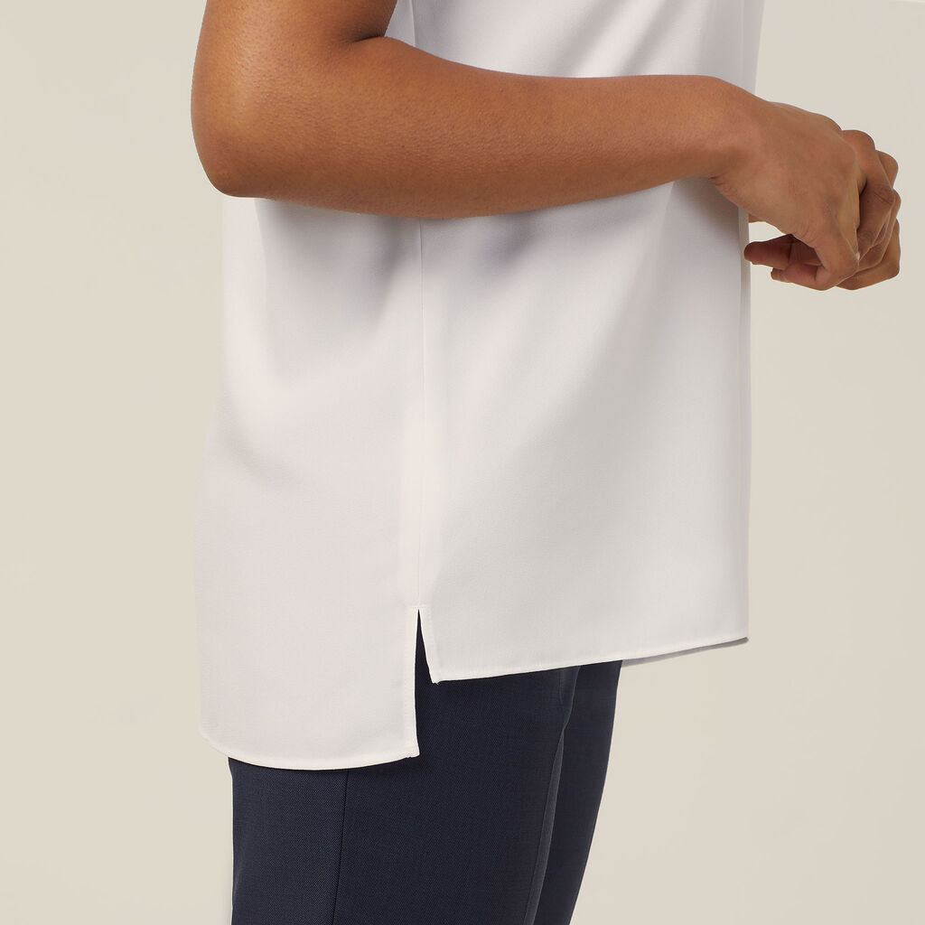FRENCH GEORGETTE SHORT SLEEVE V-NECK TOP