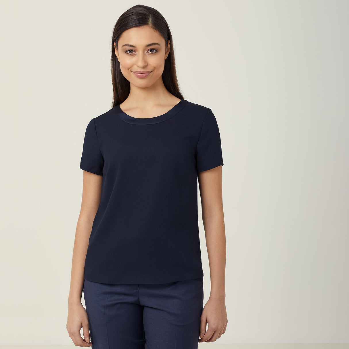 SLEEVELESS LAYERED TOP