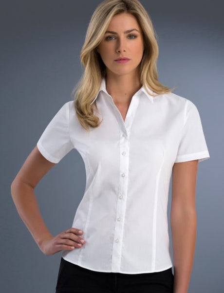 701-Womens Slim Fit Short Sleeve Poplin